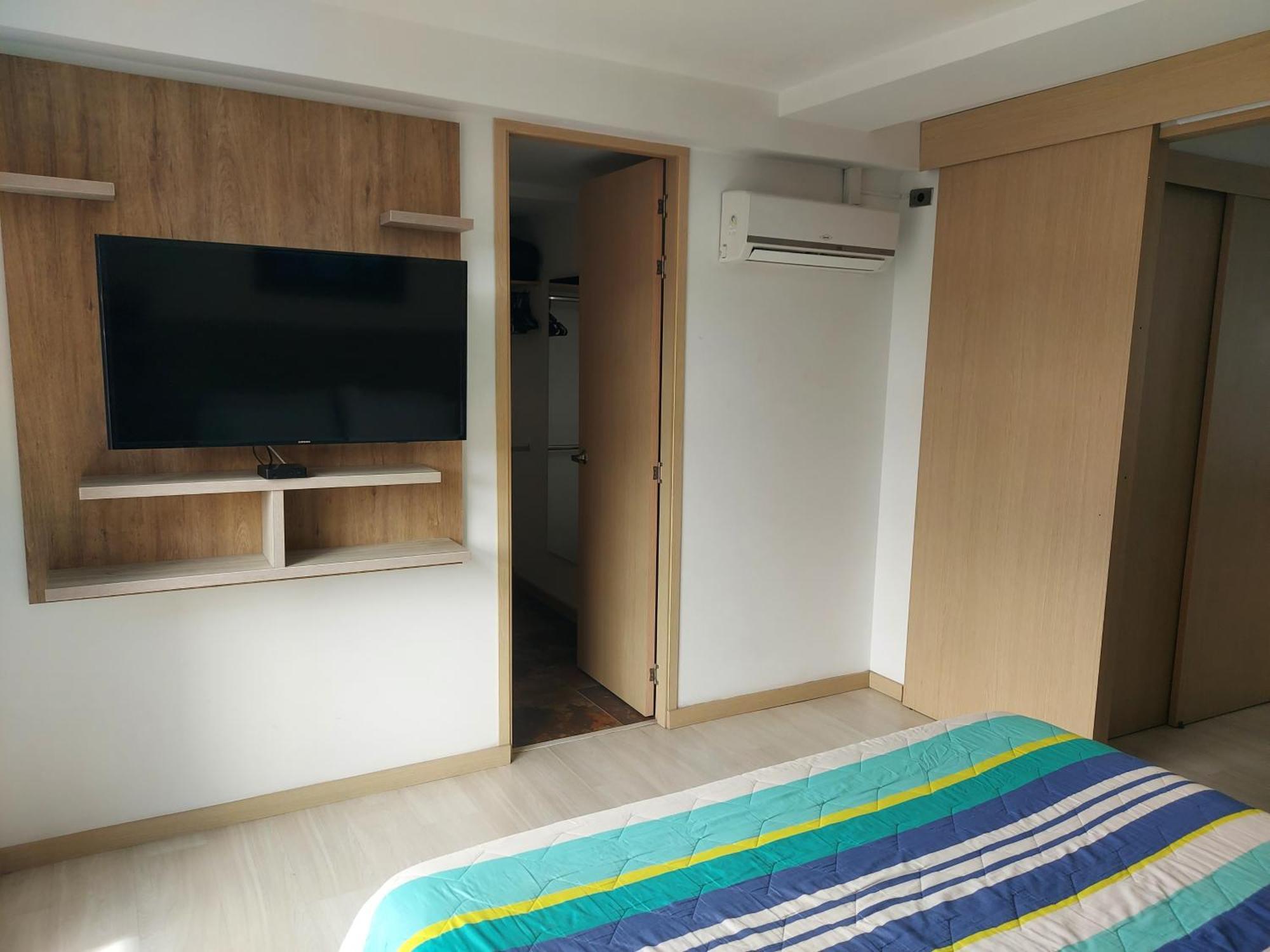 All Inclusive Suites Medellín Buitenkant foto